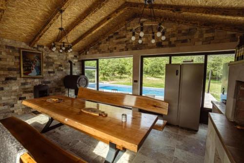 Zavala Villa | Villa Aurea