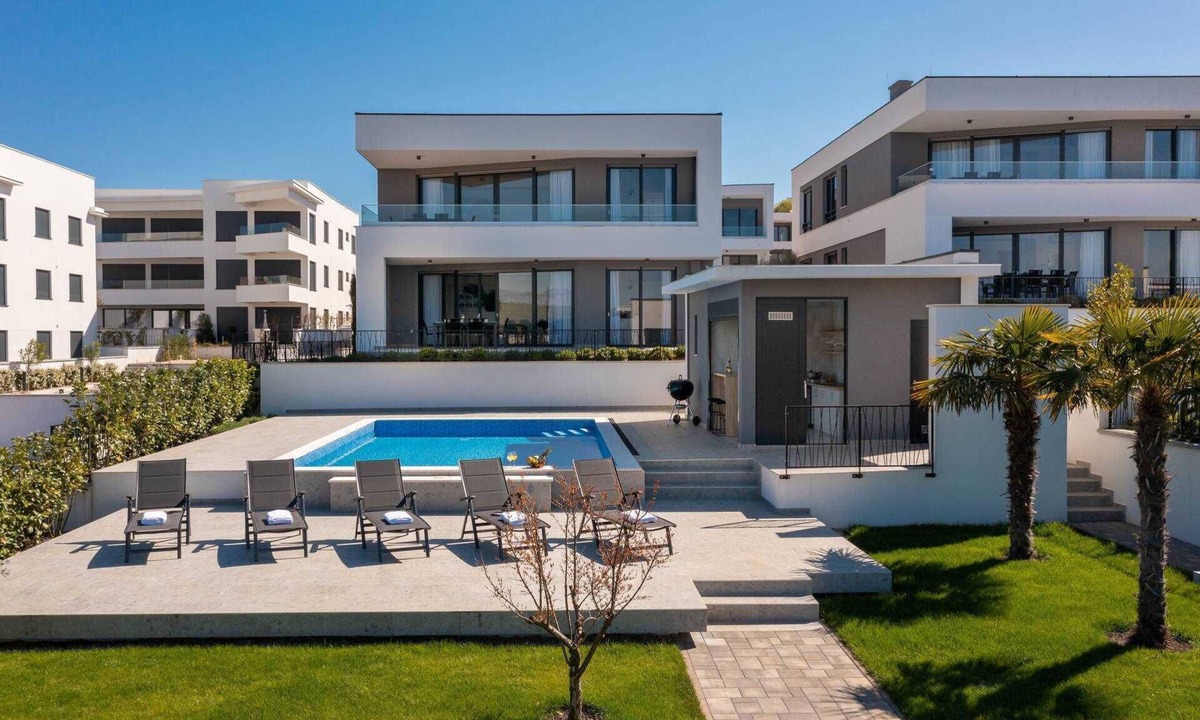 Zidarici Villa | Villa B Malinska – Luxury paradise by the sea with a private pool