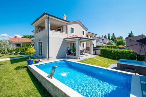 Kukci Villa | Villa Bavarian Relax in Porec,Istrien - by Istrabook