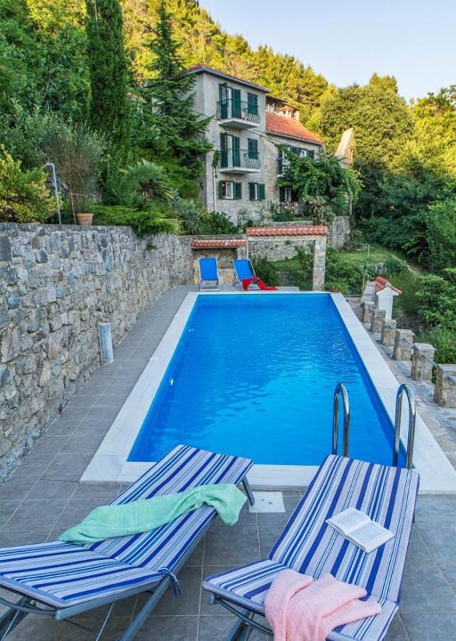 Zrnovnica Villa | Villa Blanka near Split, private pool
