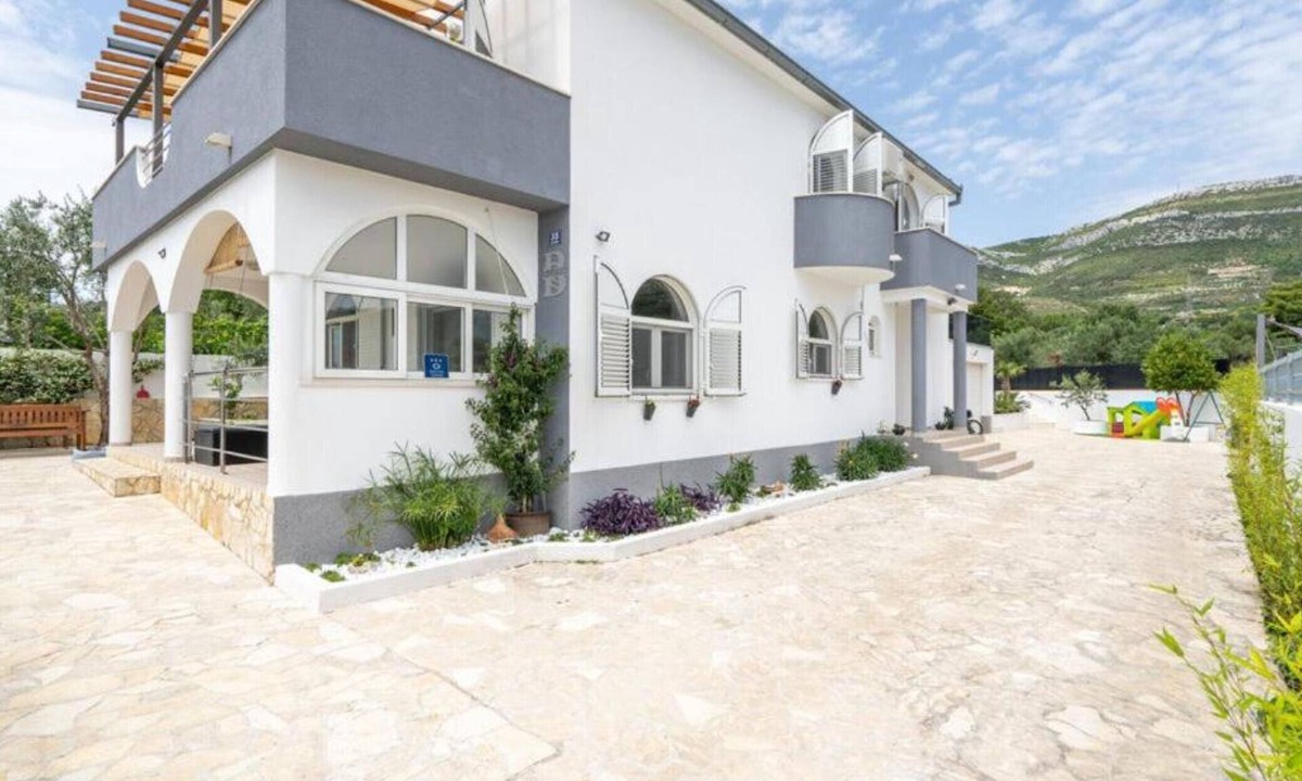 Rudine House | Villa Bliss Kastela - Holiday Home Villa