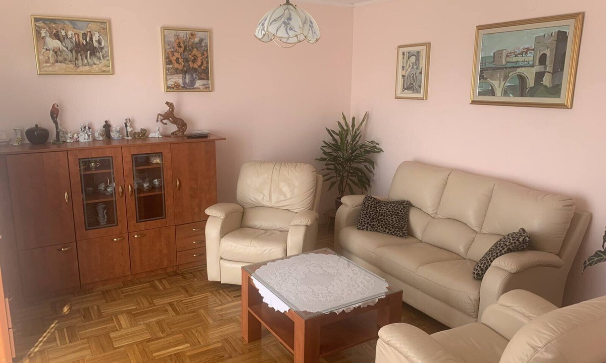 Villa Bogumila | Plat