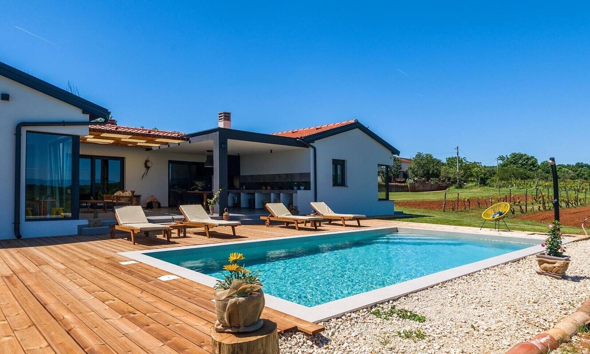 Prhati Villa | Villa Brajde - Your romantic hideaway in the heart of Istria