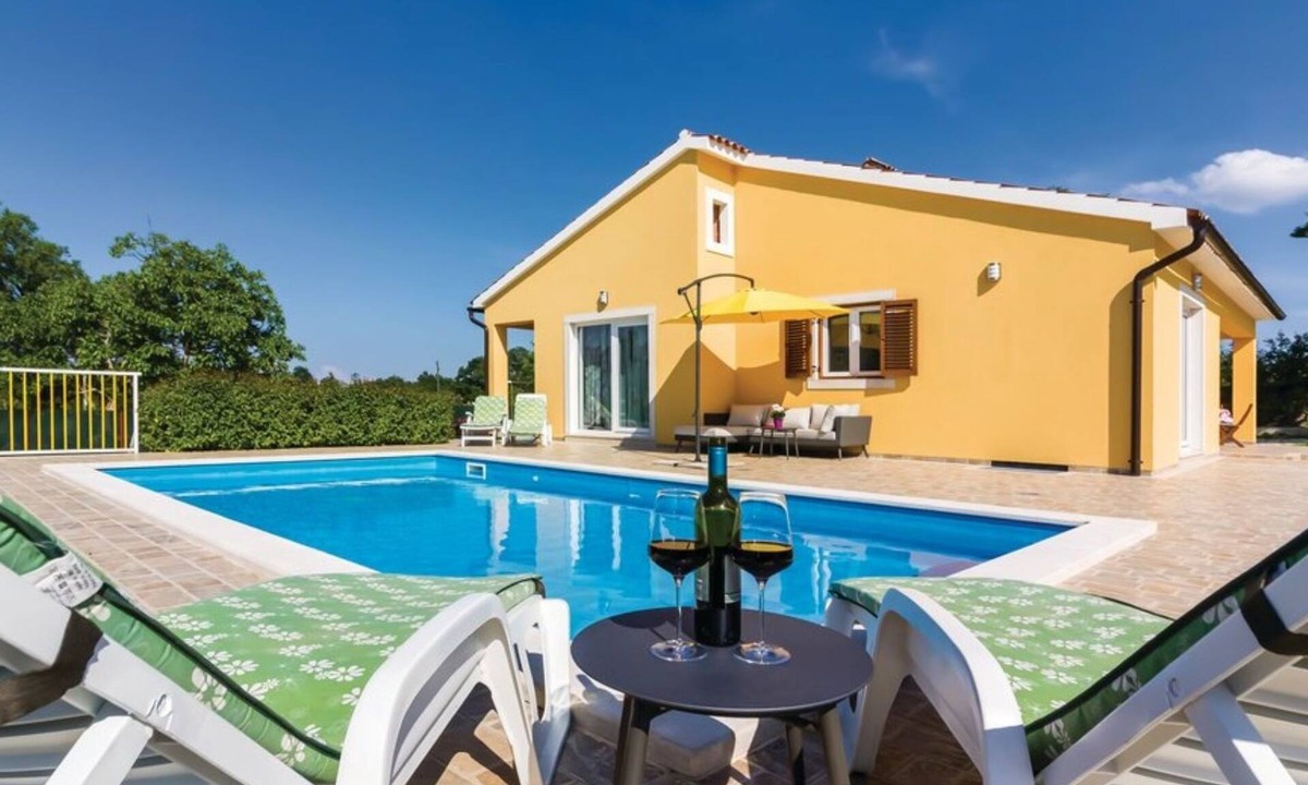 Butkovici Villa | Villa Butkovici by Villas Guide