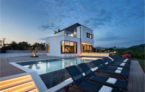 Labin House | Villa Carbon Residence