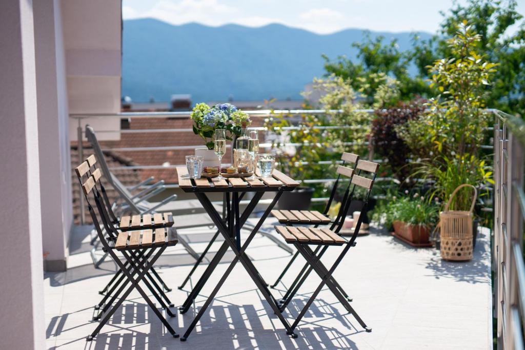 Cerknica Apartment | Villa Cerkniško jezero