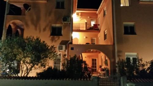 Povljana Apartment | Villa Claudia
