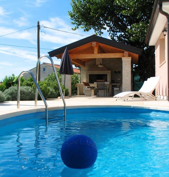 Kosinozici House | Villa Contessa private pool 6-8 people, parking, air conditioning, WiFi, Porec