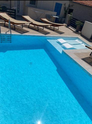 Bol Apartment | Villa de Blue 3 rooftop pool & jacuzzi