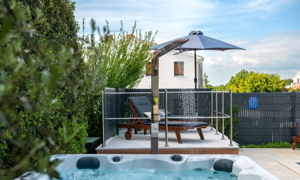 Musalez Villa | Villa Deep Blue Porec nearby Porec – Crovillas GmbH