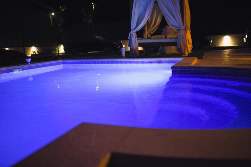 Trn Villa | Villa Emili