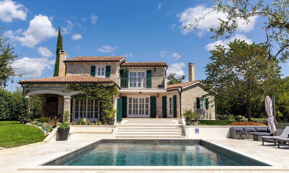 Baderna House | Villa Experience with swimming pool