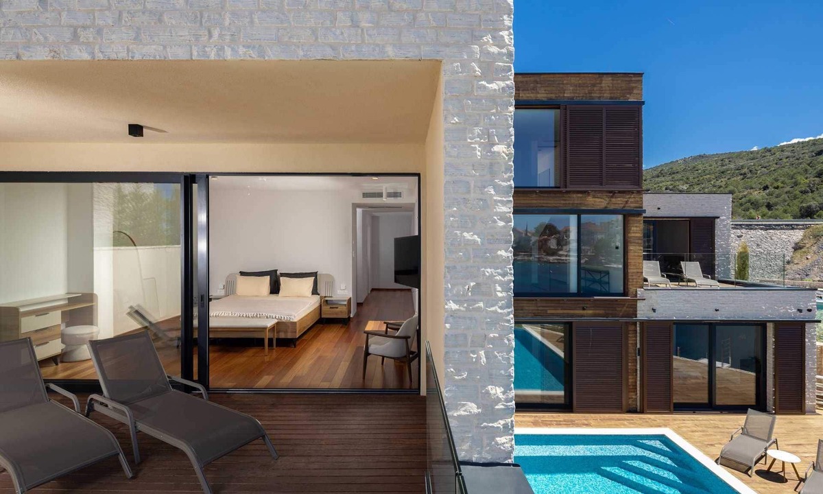 Primosten Burnji Villa | Villa Flora Mare II with Pool