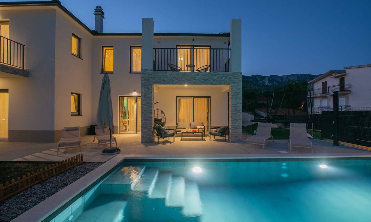 Omis Villa | Villa Ginger | Modern Villa with Private Pool