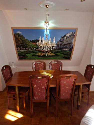 Rogaska Slatina Apartment | VILLA GOLF Crystal Drop Apartment