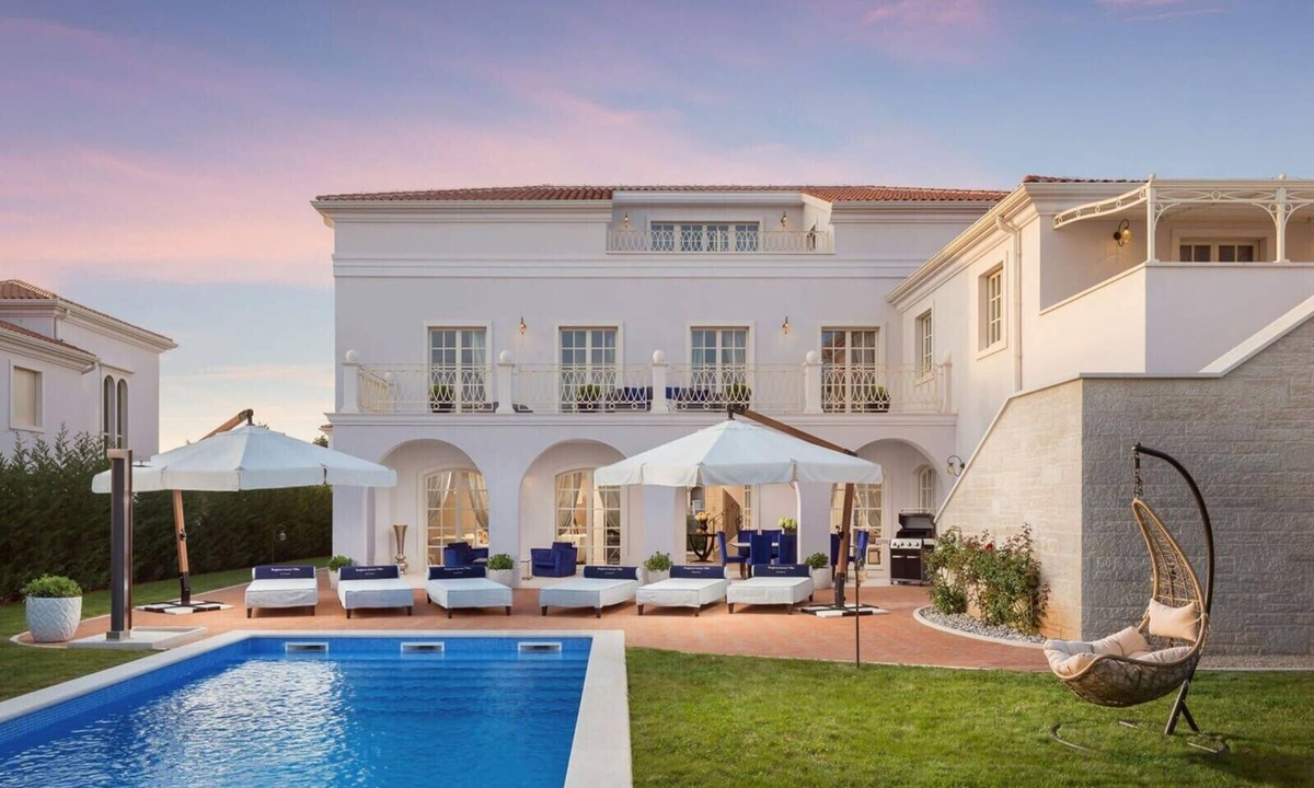 Vabriga Villa | Villa Hermitage – Luxury villa for up to 12 guests with private pool