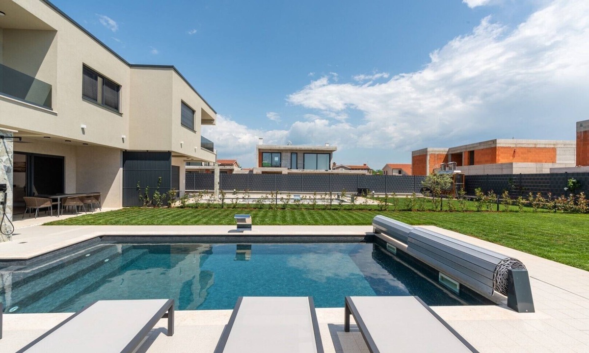 Kastelir-Labinci Villa | Villa Jelena – New Elegant Villa with 3 Bedrooms for 6 Guests, Private Pool and near to sea
