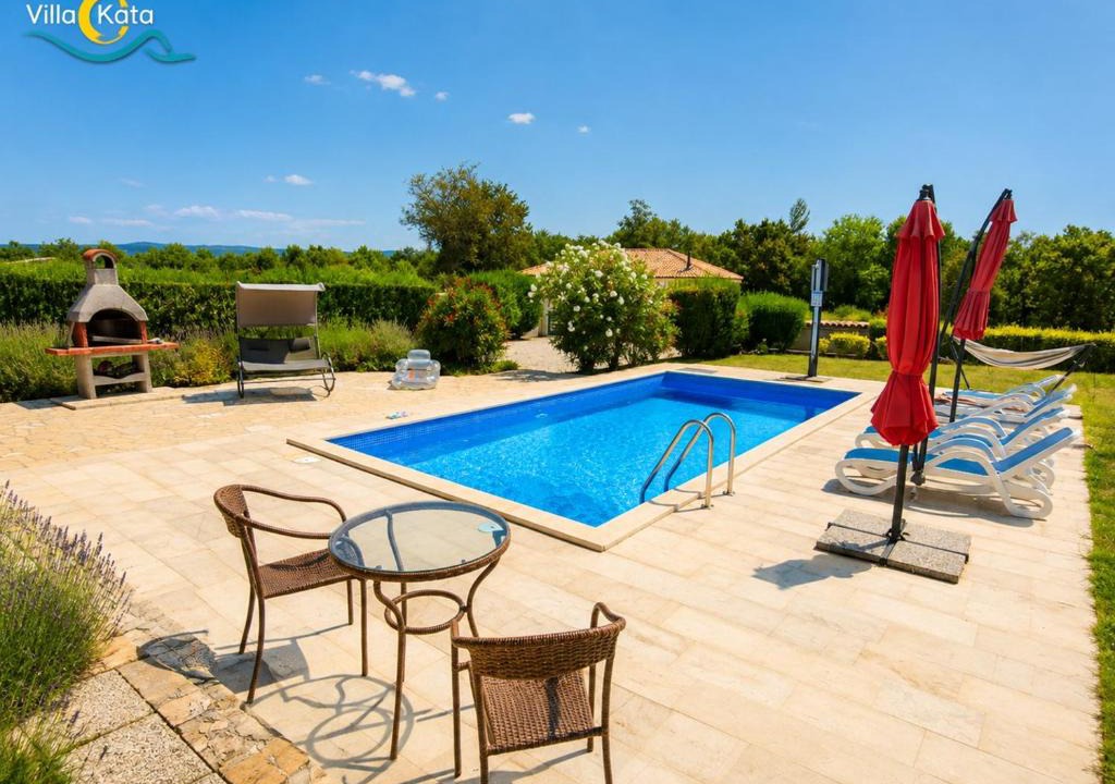 Rebici Villa | Villa Kata