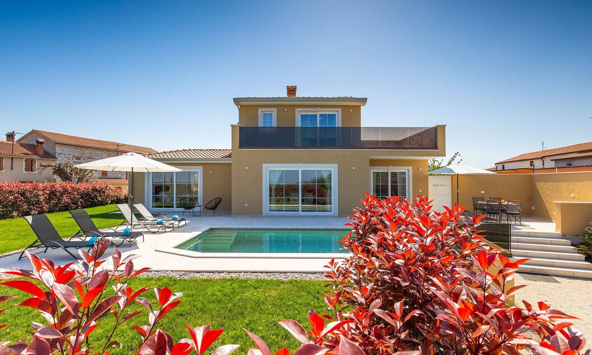 Vizinada Villa | Villa Marilena for 4 people, panoramic view, near the Parenzana cycle path.