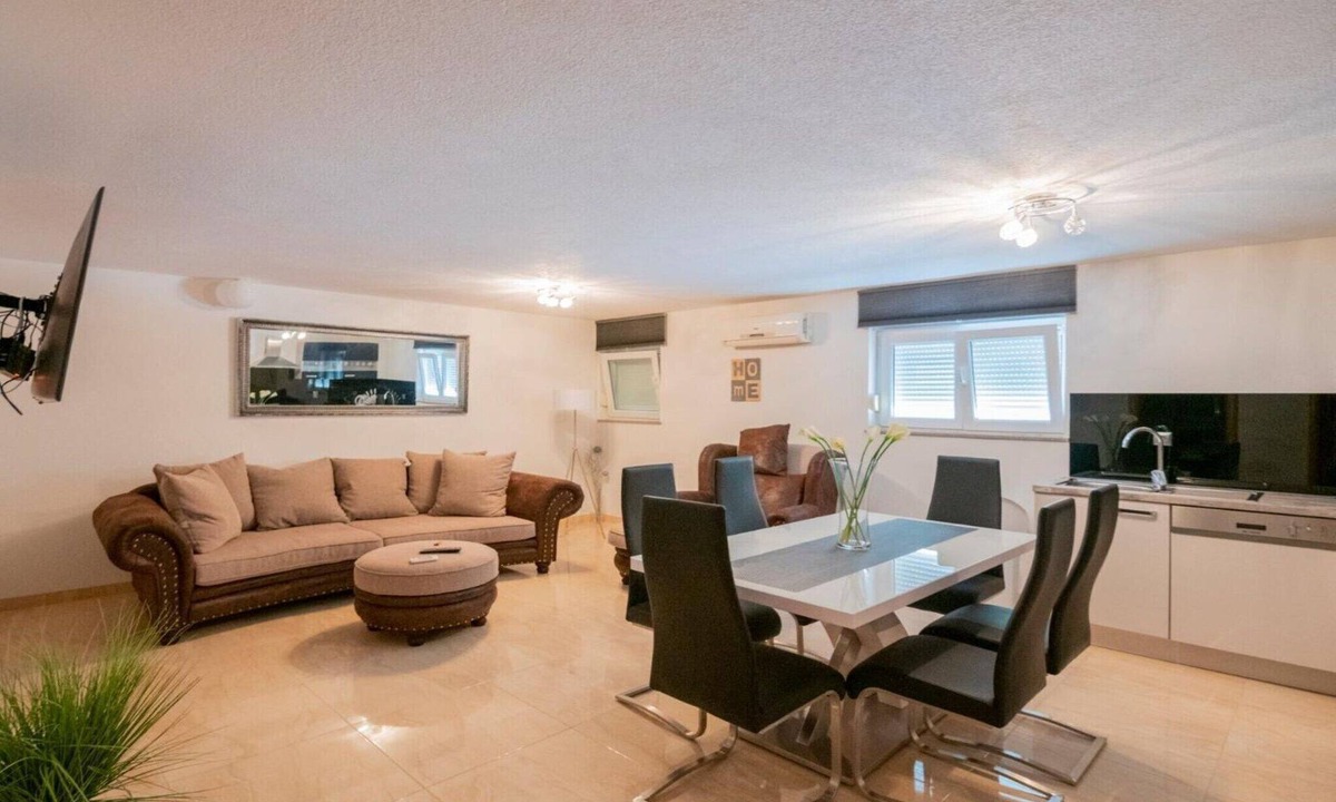 Podbablje Villa | Villa Mia 2 - Six Bedroom Villa with Private Pool