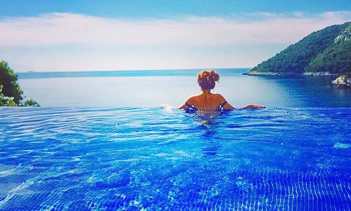 Kobas House | Villa Mirosa - Double Room with Forest View