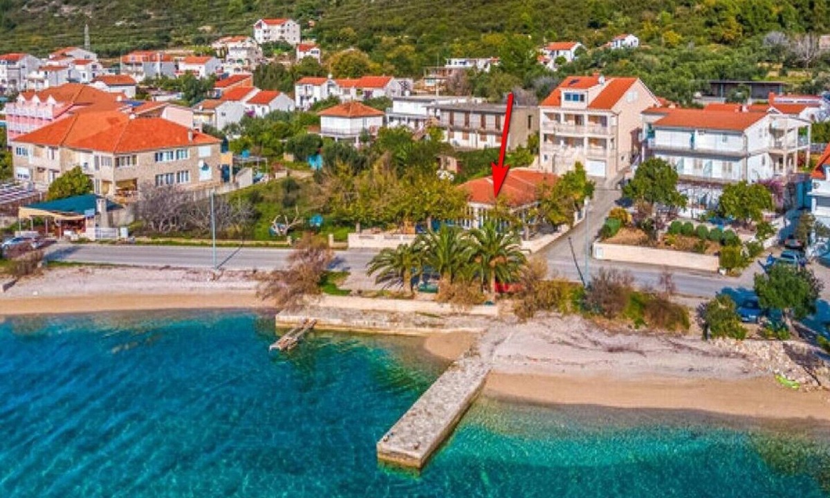 Kuciste Villa | Villa One Step to Beach with Indoor Pool