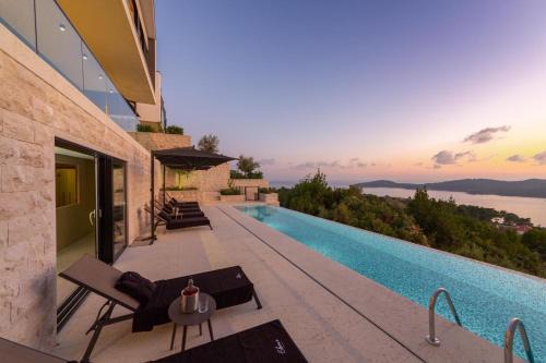 Orasac Villa | Villa Orasac Waterfront 1 5 Bedroom Dubrovnik Villa