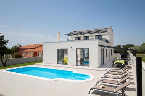 Skatari Villa | Villa Perle - managed by Travel Istria