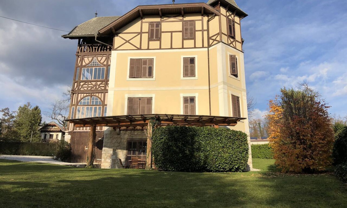 Bled Apartment | Villa Plemelj - Apartment Stefan - sleeps 2 guests in 1 bedroom