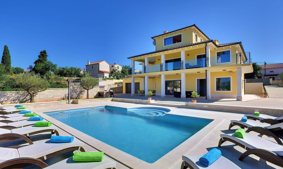 Rakalj Villa | Villa Rachele by Istrabook