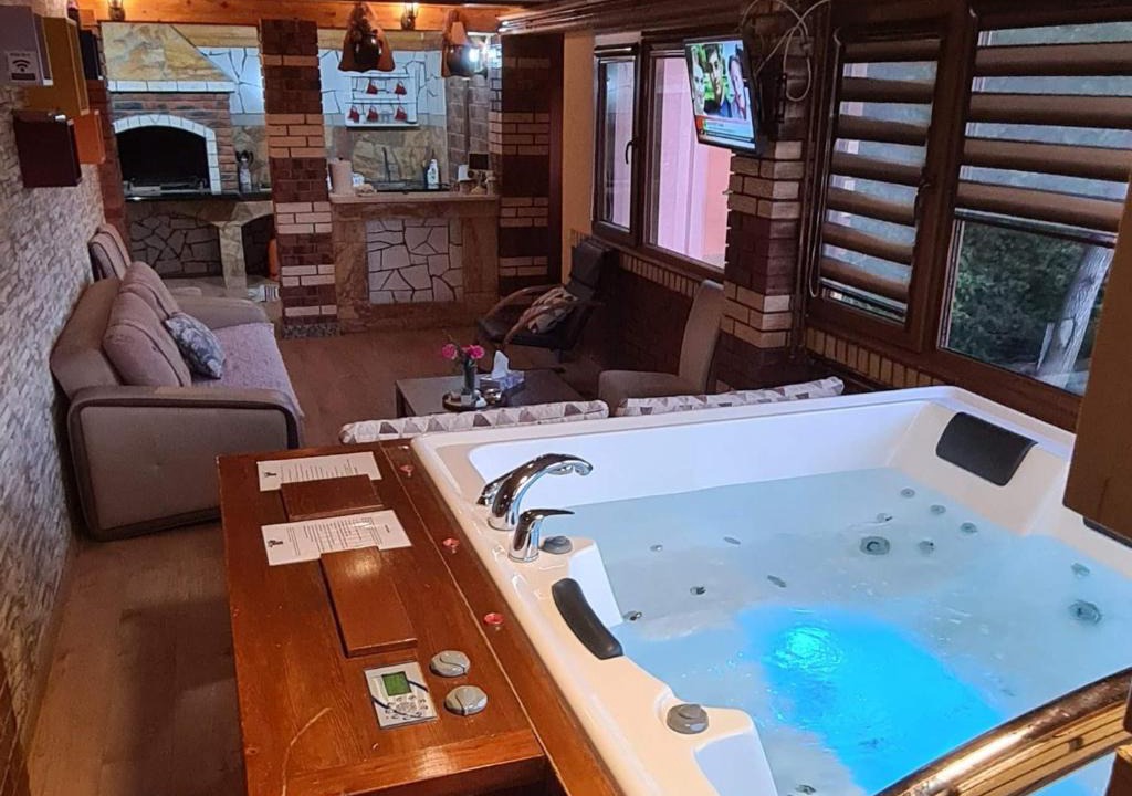 Sarajevo Ski Chalet | Villa Ranch Diamond Sarajevo with Jacuzzi