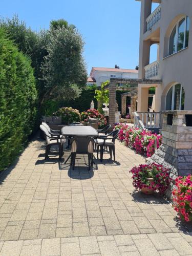 Milcetici Apartment | Villa Rea