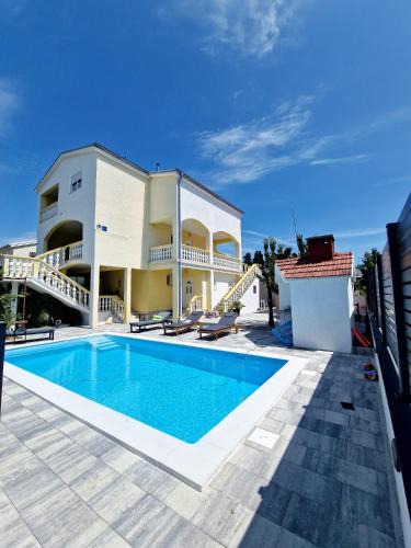 Nin Apartment | Villa Renata