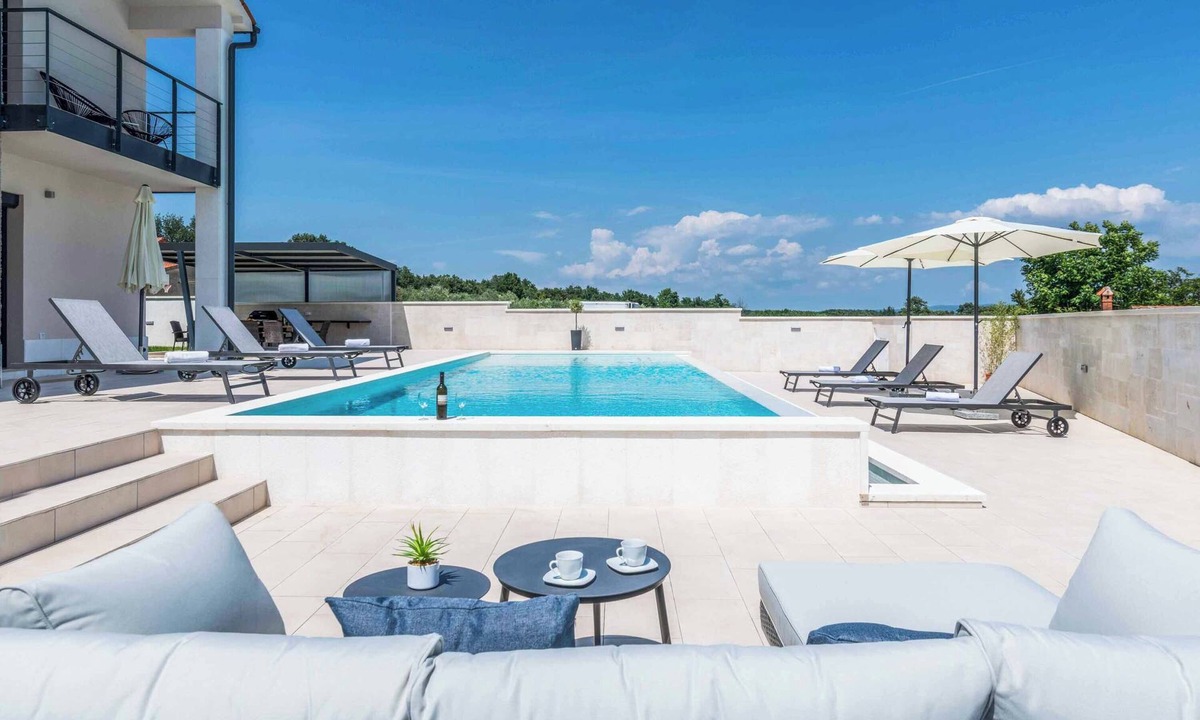 Marcana Villa | Villa Rocksalt - Four Bedroom Villa, Sleeps 8