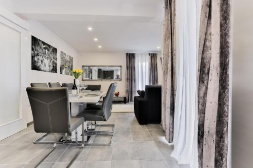 Sevid Apartment | Villa Scandalli