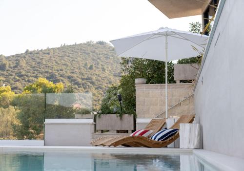 Zrnovo Villa | Villa Sea La Vie Seafront Location 4 Bedrooms Sea Access