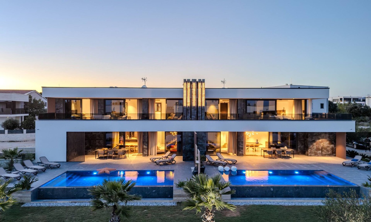 Vir Villa | Villa Suva Punta Luxe with Private Pool
