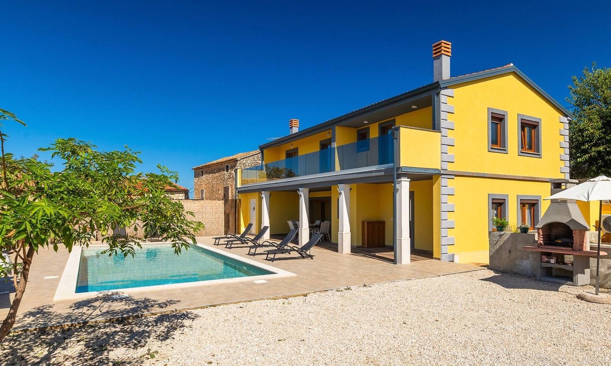 Vizinada Villa | Villa Teta Fumica by Villas Guide