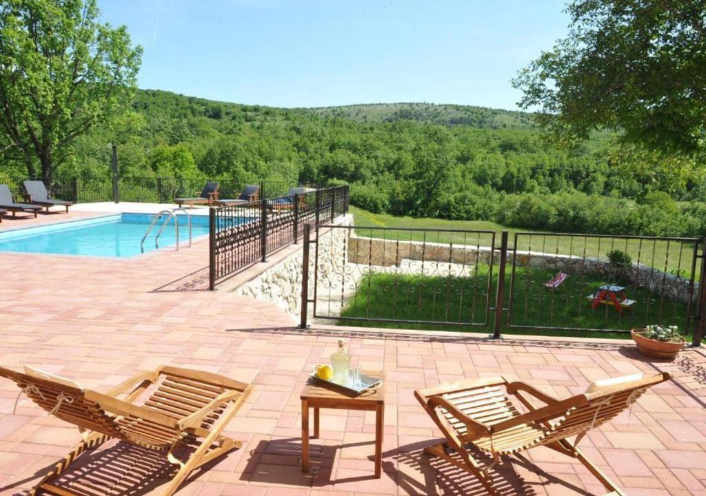 Trilj Villa | Villa Tijara near Trilj,with Pool