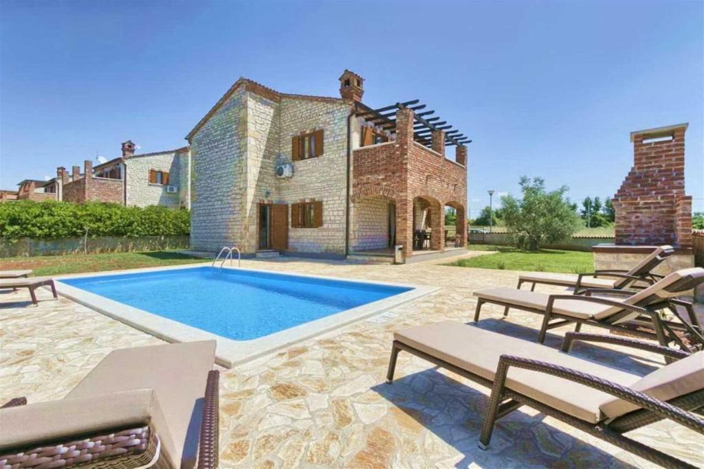 Butkovici Villa | Villa Toscana Marco