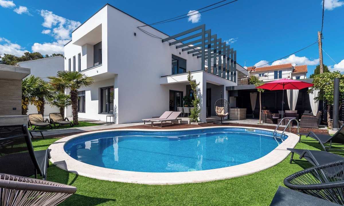 Vodice Villa | Villa Vodice in Vodice - Haus für 8 Personen
