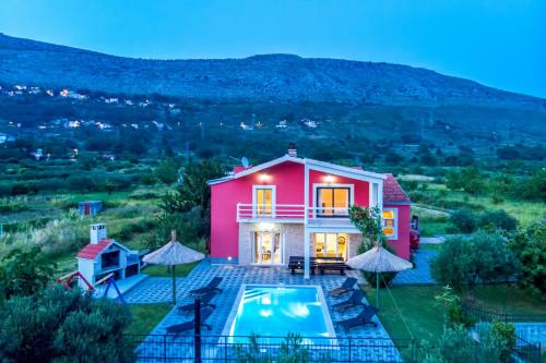 Srinjine Villa | Villa with private pool, near Split