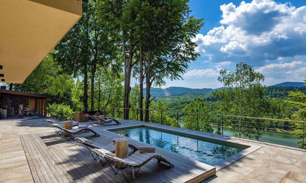 Fuzine Villa | Wonderful private villa for 10 guests with hot tub, private pool, WIFI, TV, patio and pets allowed