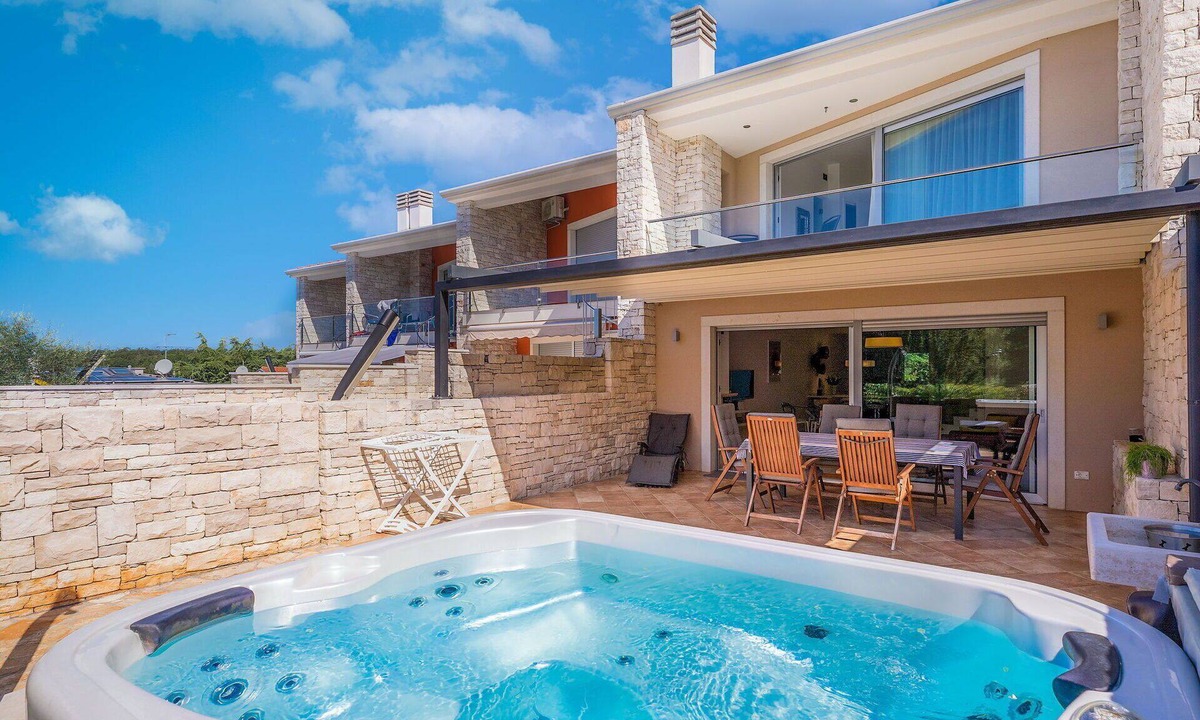 Krizine House | Wonderful villa for 6 people with private pool, A/C, WIFI, TV, terrace and pets allowed