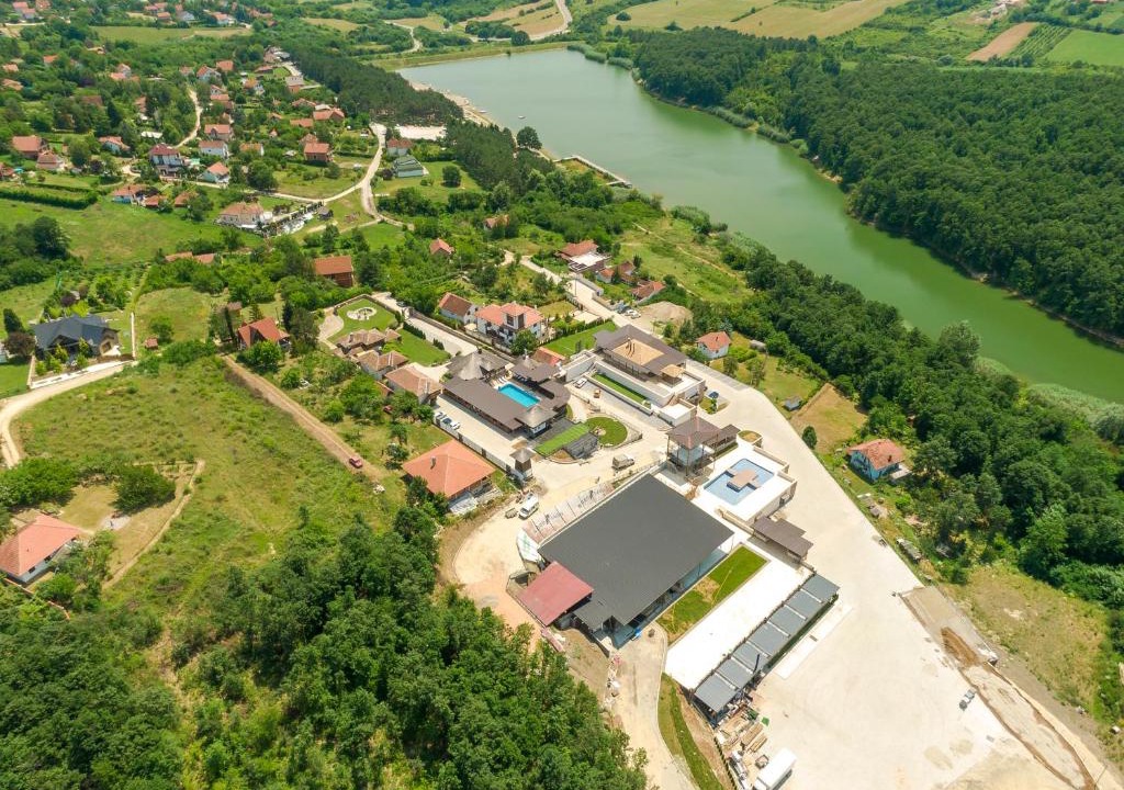 Kragujevac Bed & Breakfast | Woodland Resort