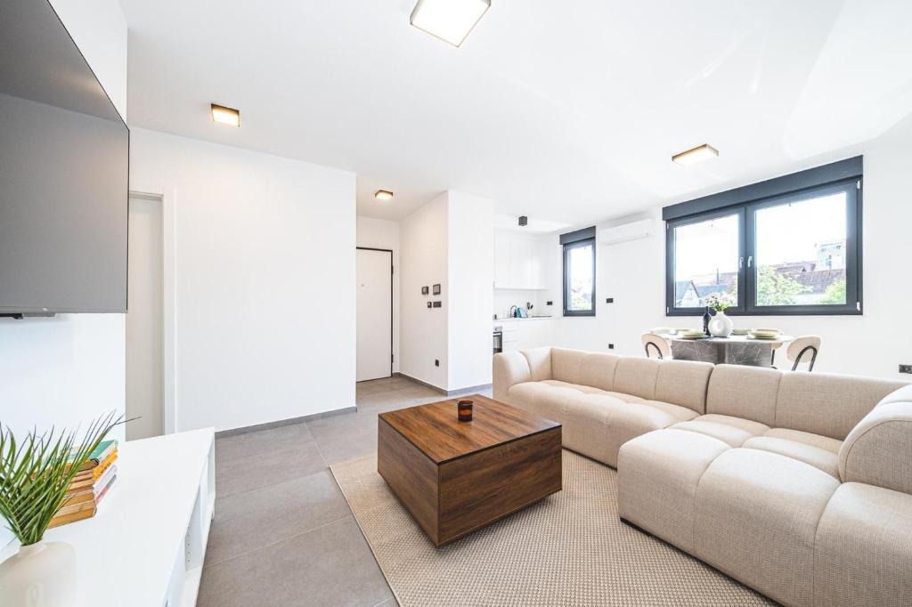 Zagreb Apartment | Zagreb 184 - 2 Bedrooms - Parking - Balcony - New - Apartment - Flexible Keybox Entry - Modern - Monthly Rent - WiFi
