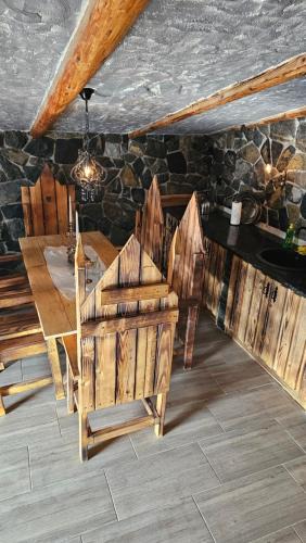 Central Bosnia Canton Apartment | Zemljane kućice Kreševo