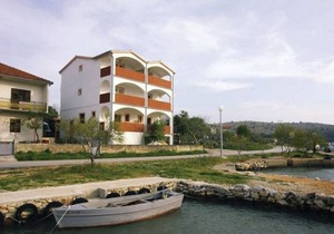 1 bedroom accommodation in Jadrtovac