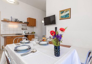 1 bedroom lovely apartment in Bosana