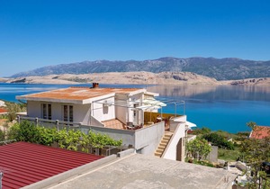 1 bedroom lovely apartment in Bosana